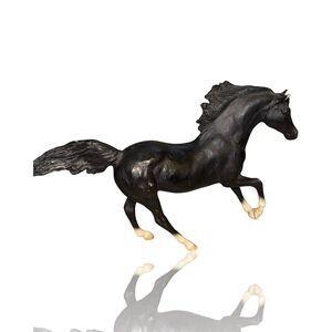 Breyer Vintage Black Running Stallion Horse Model 9" Detailed Craftsmanship